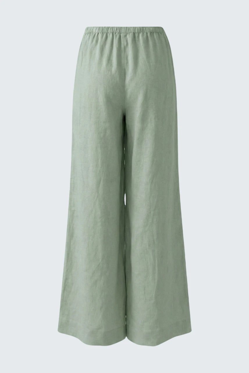 Casual Marlene trousers in light green, wide-leg fit, perfect for a relaxed and stylish look.