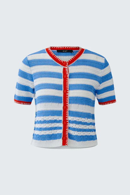 Gestreifte Strickjacke in Blau und Weiß mit roten Akzenten, ohne Model, ideal für einen frischen Look.