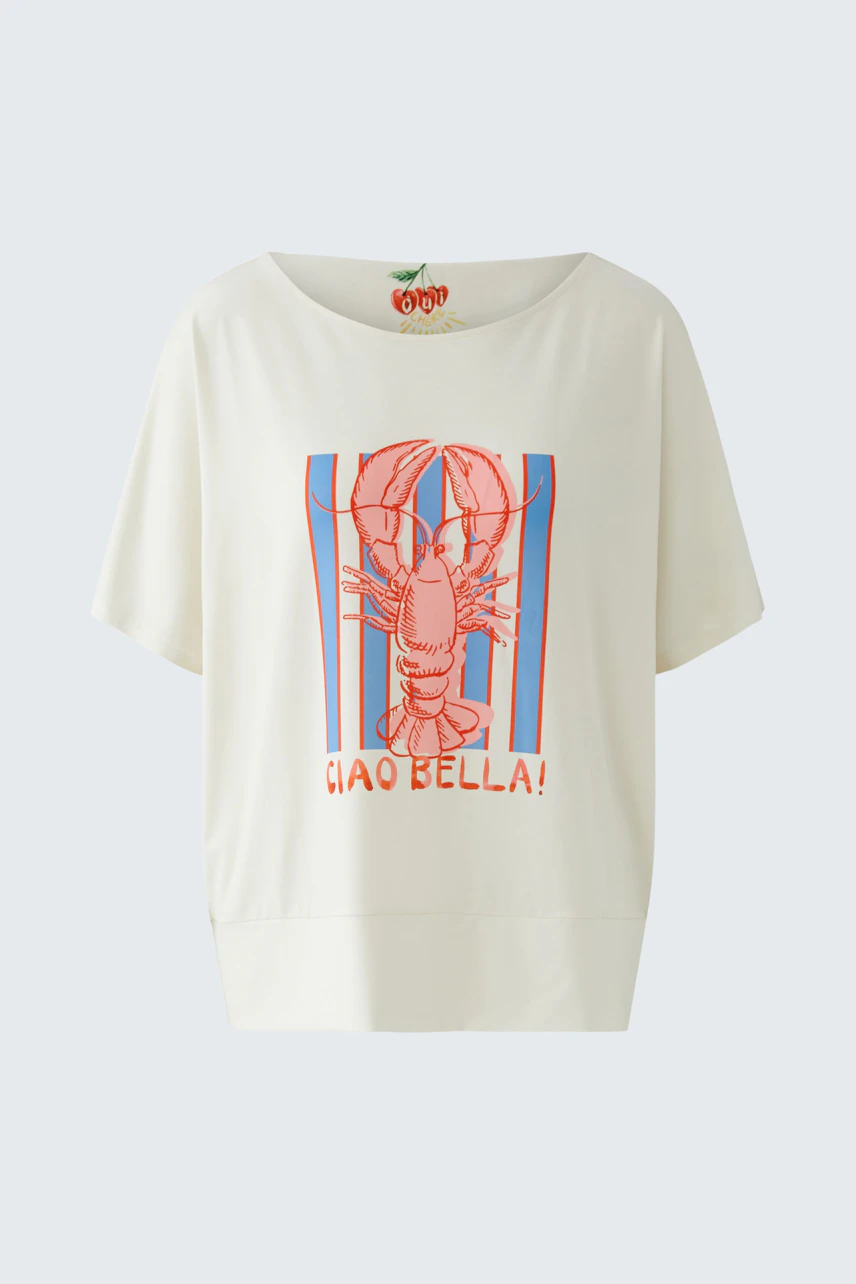 Casual T-shirt: White T-shirt with red lobster print and 'Ciao Bella!' text, perfect for a relaxed look.