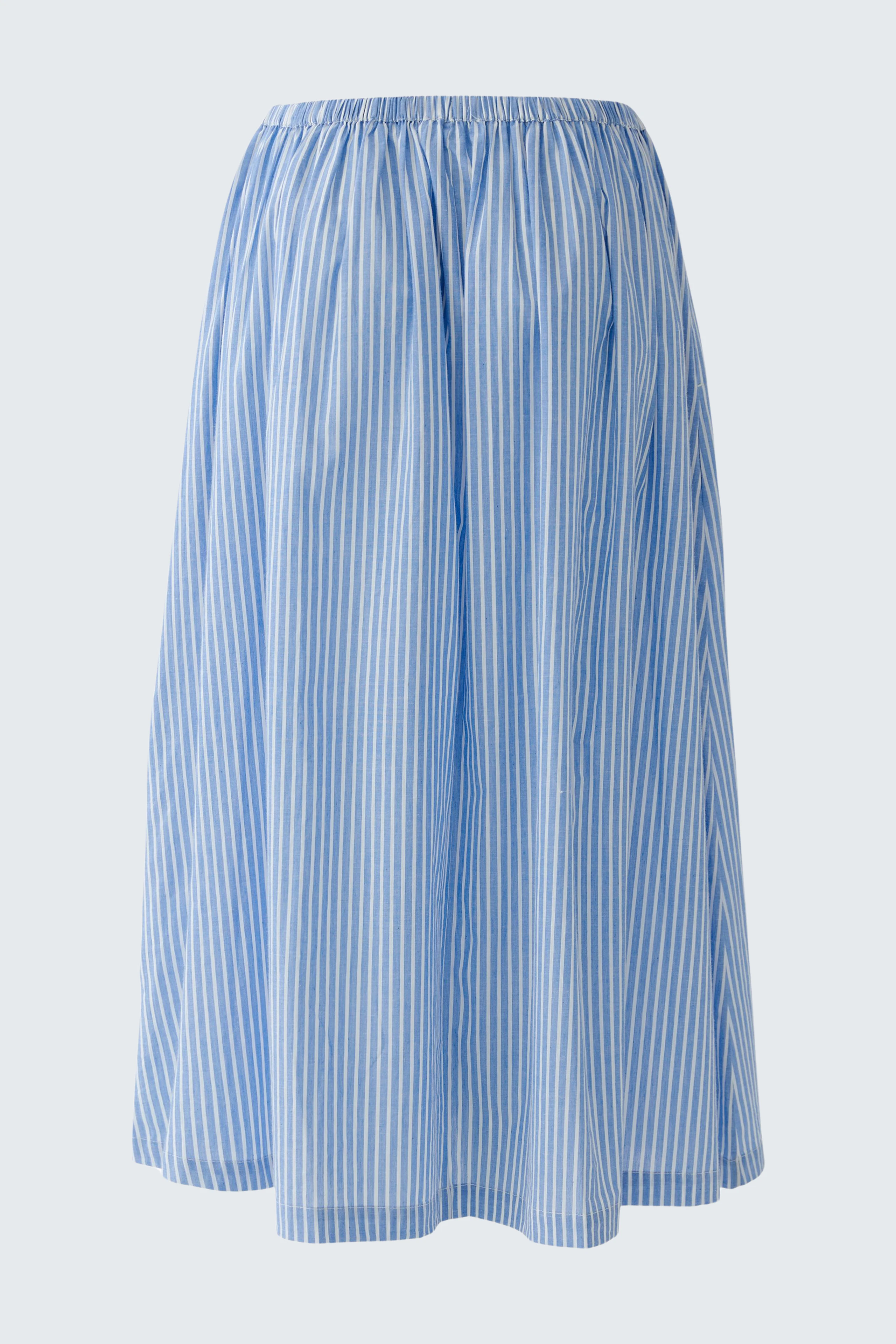 Casual A-line skirt: Blue and white striped skirt with a relaxed fit, perfect for everyday wear.