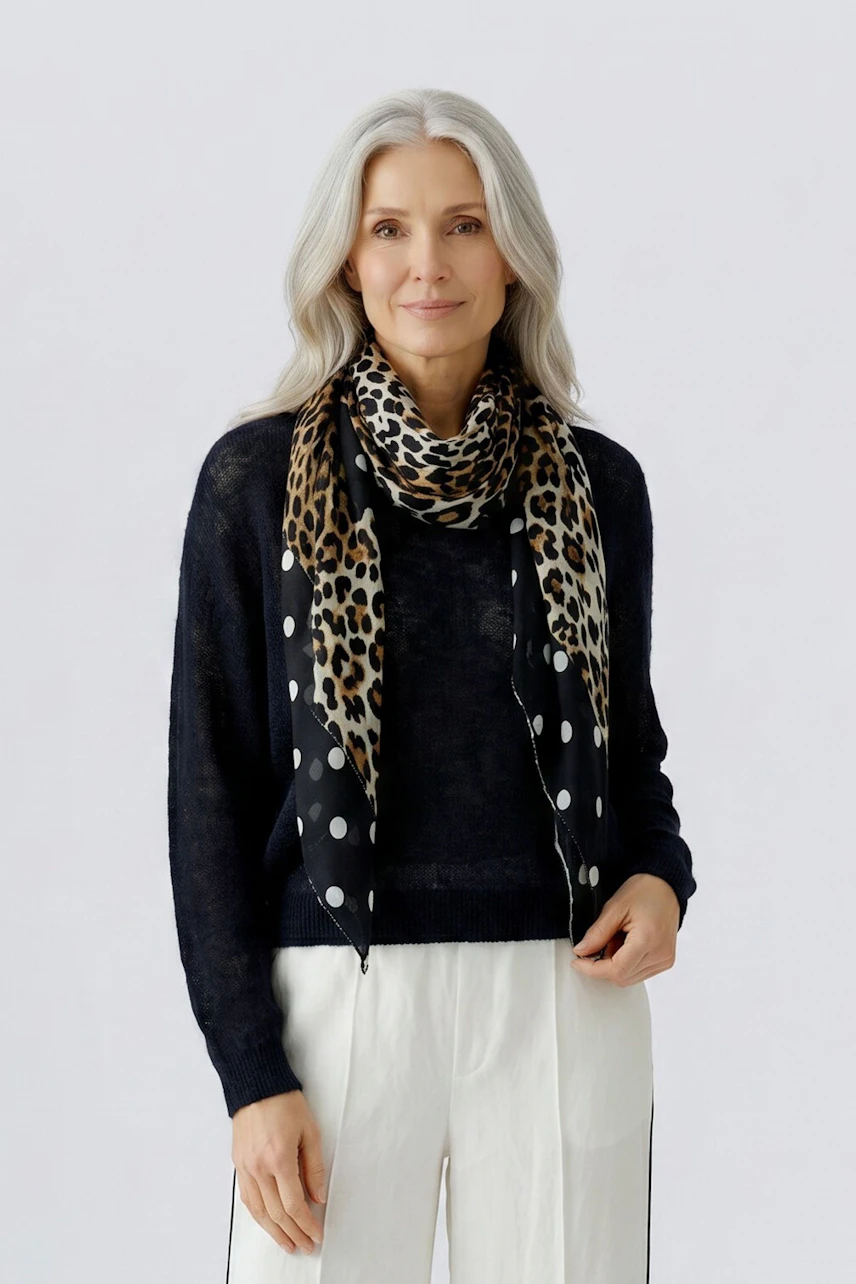 Bild 3 von Scarf - dark camel grey in dark camel grey | Oui