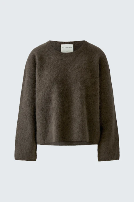Kuscheliger Damen-Pullover in Braun, ohne Model, schlichtes Design, ideal für kühle Tage.