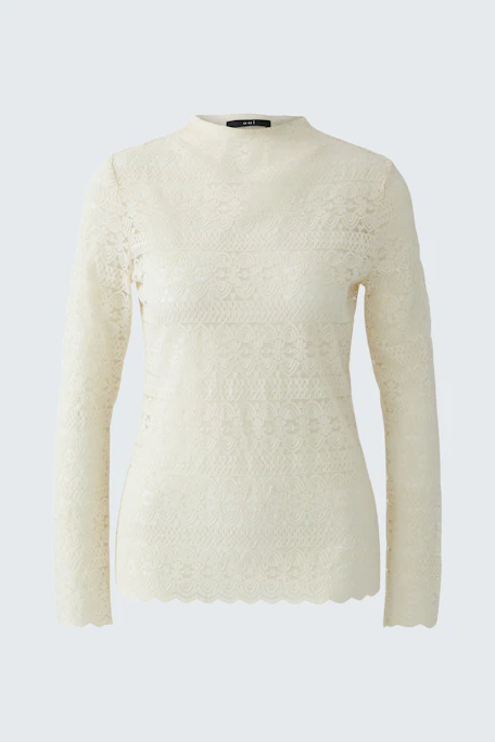 Damen Langarmshirt: cremefarbenes Shirt mit feiner Spitze und langen Ärmeln.