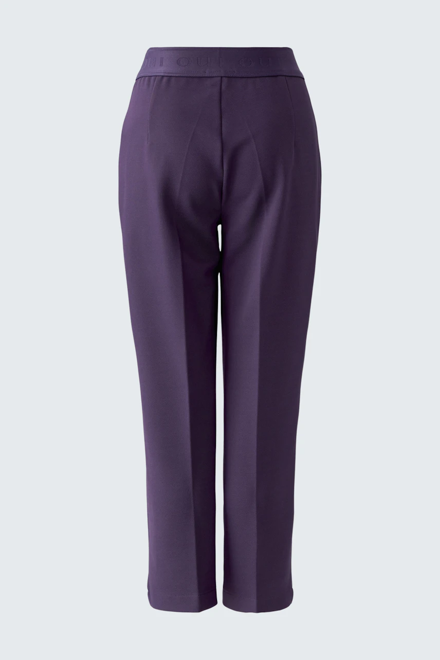 Purple culotte pants: Stylish and comfortable, perfect for a modern casual look.