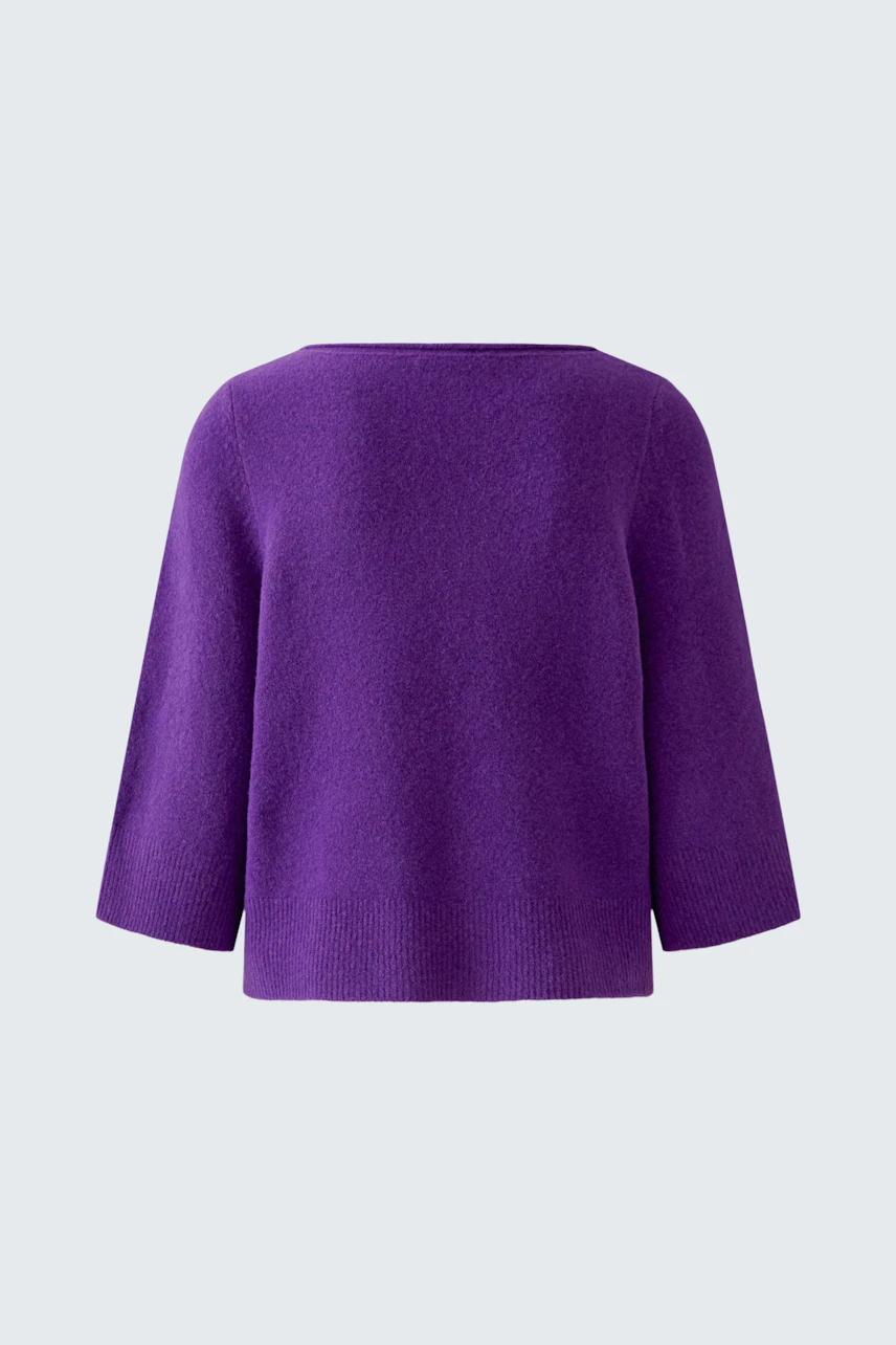 Purple pullover: Simple design with wide sleeves, perfect for a casual and comfortable look.