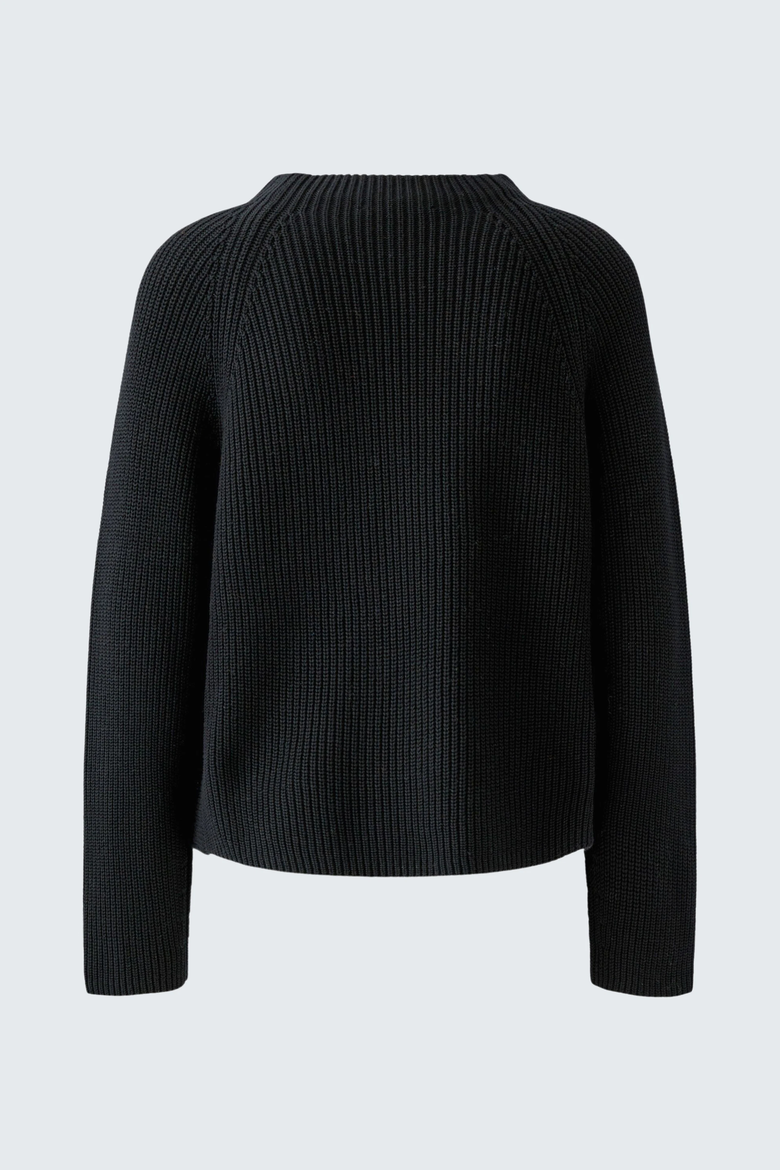 Black ribbed pullover: Simple and cozy design, perfect for casual wear.