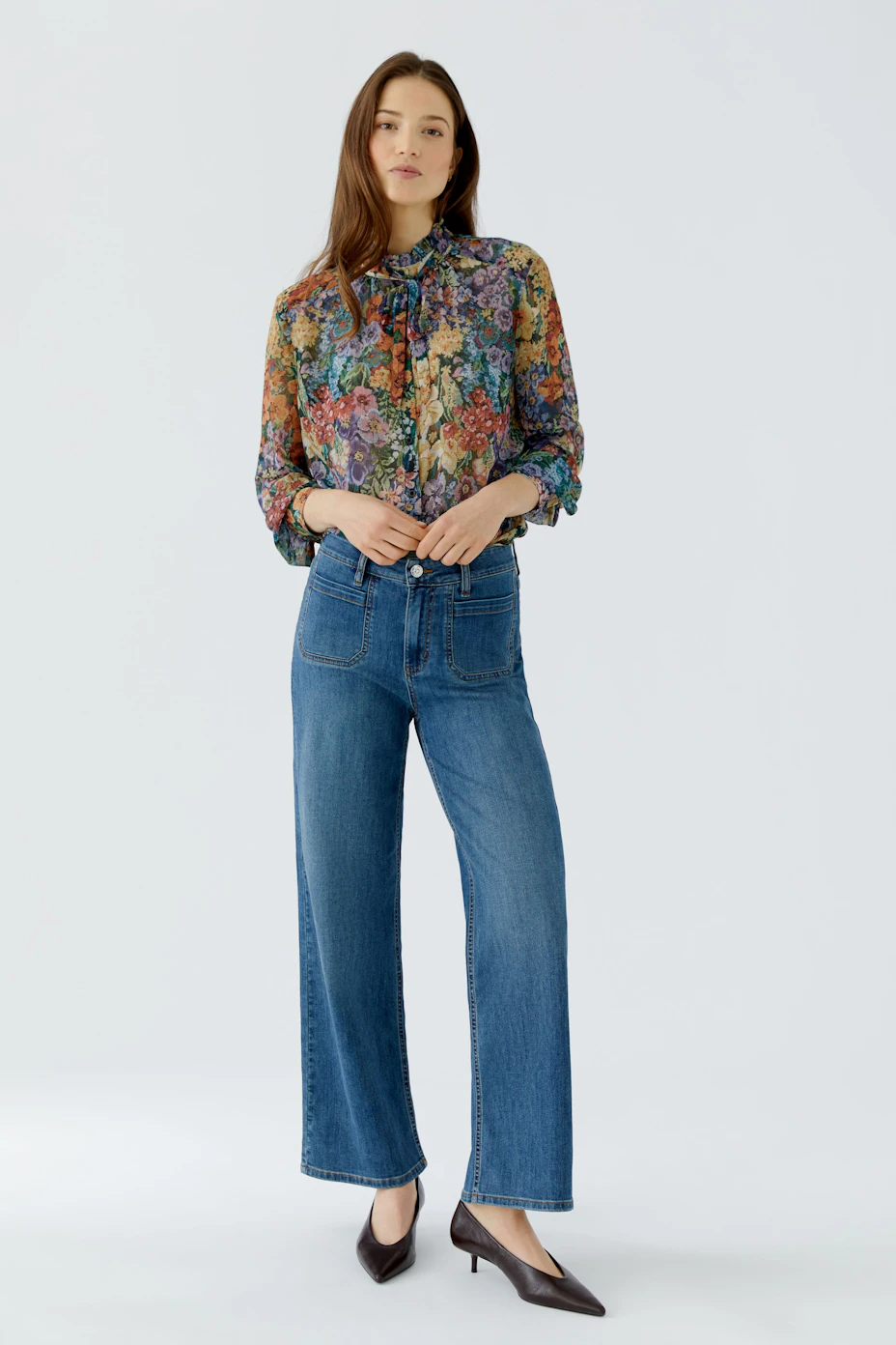 Jeans - bright blue denim
