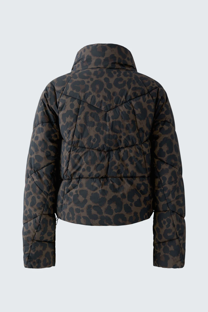 Leopard print outdoor jacket: A stylish, warm piece for women, perfect for chilly days.