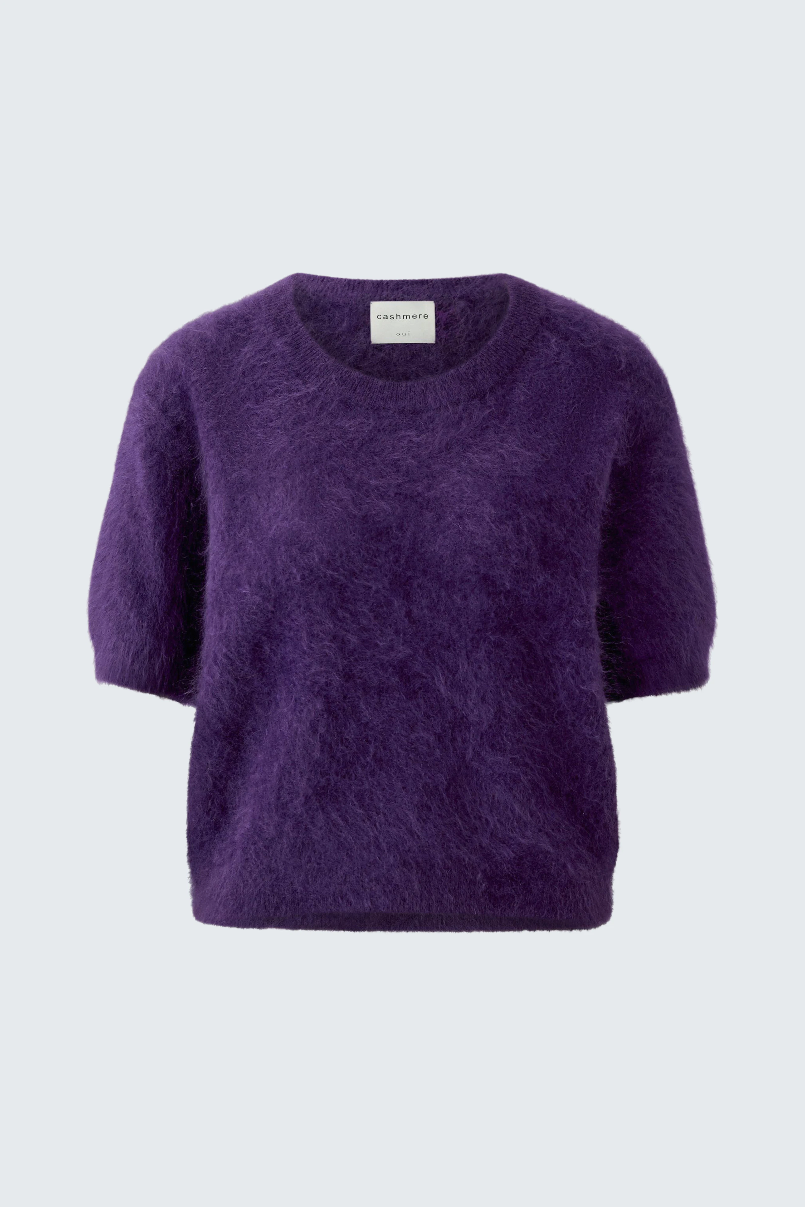 Lila Damen-Pullover: Flauschiger Strickpullover ohne Model, ideal für gemütliche Tage.