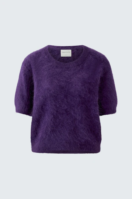 Lila Damen-Pullover: Flauschiger Strickpullover ohne Model, ideal für gemütliche Tage.