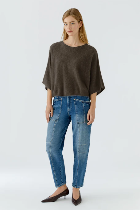 Kuscheliger Damen-Pullover: Weicher, brauner Pullover ohne Model, ideal für gemütliche Tage.