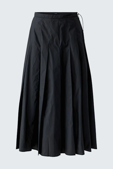 Casual A-line skirt: Black, flowy design perfect for versatile styling.