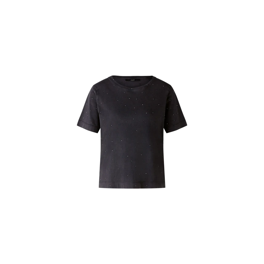Stylish women's T-shirt: Black short-sleeve top with subtle embellishments, perfect for casual wear.