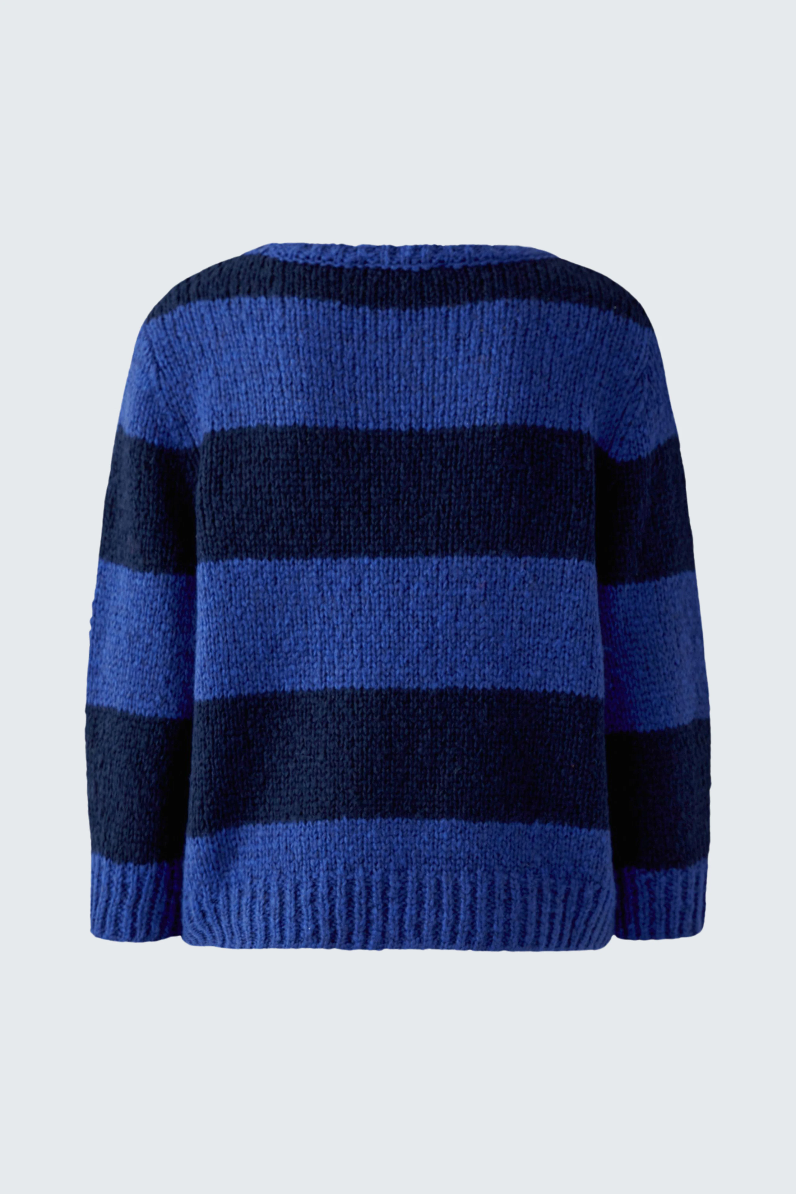 Casual women's pullover: Blue and black striped knit pullover, perfect for a relaxed look.