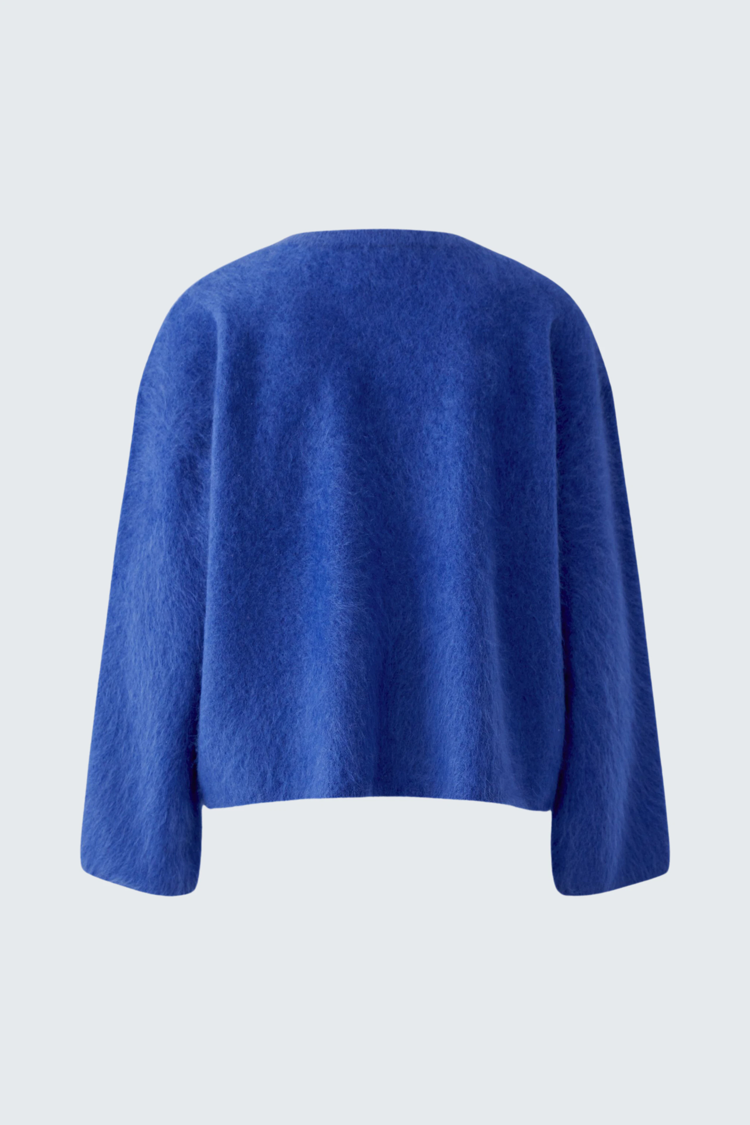 Blauer Damen-Pullover: Weicher, lässiger Strickpullover ohne Model im Bild.