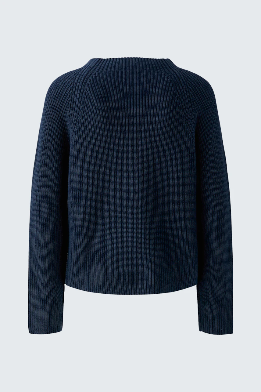 Navy blue pullover: Simple, ribbed design with long sleeves, perfect for casual wear.