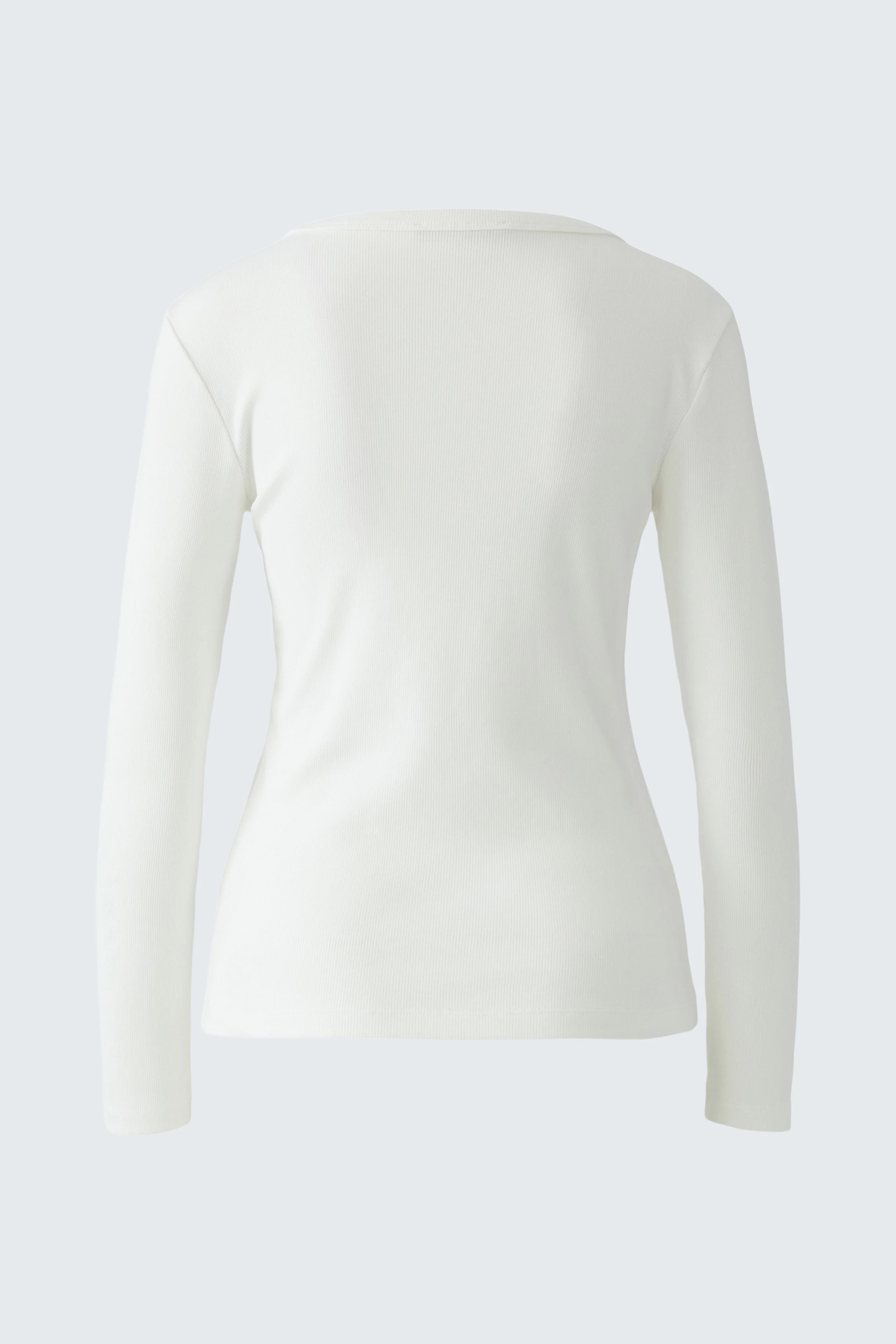 Weißes Langarmshirt: Schlichtes Design, ideal für vielseitige Kombinationen im Alltag.