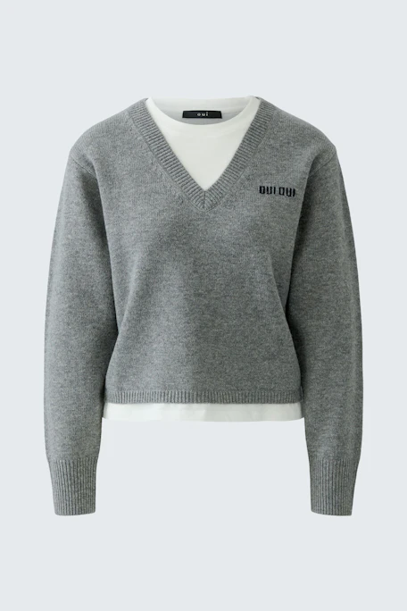 Grauer Damen-Pullover: Schlichter V-Ausschnitt, weiches Material, ideal für lässige Outfits.