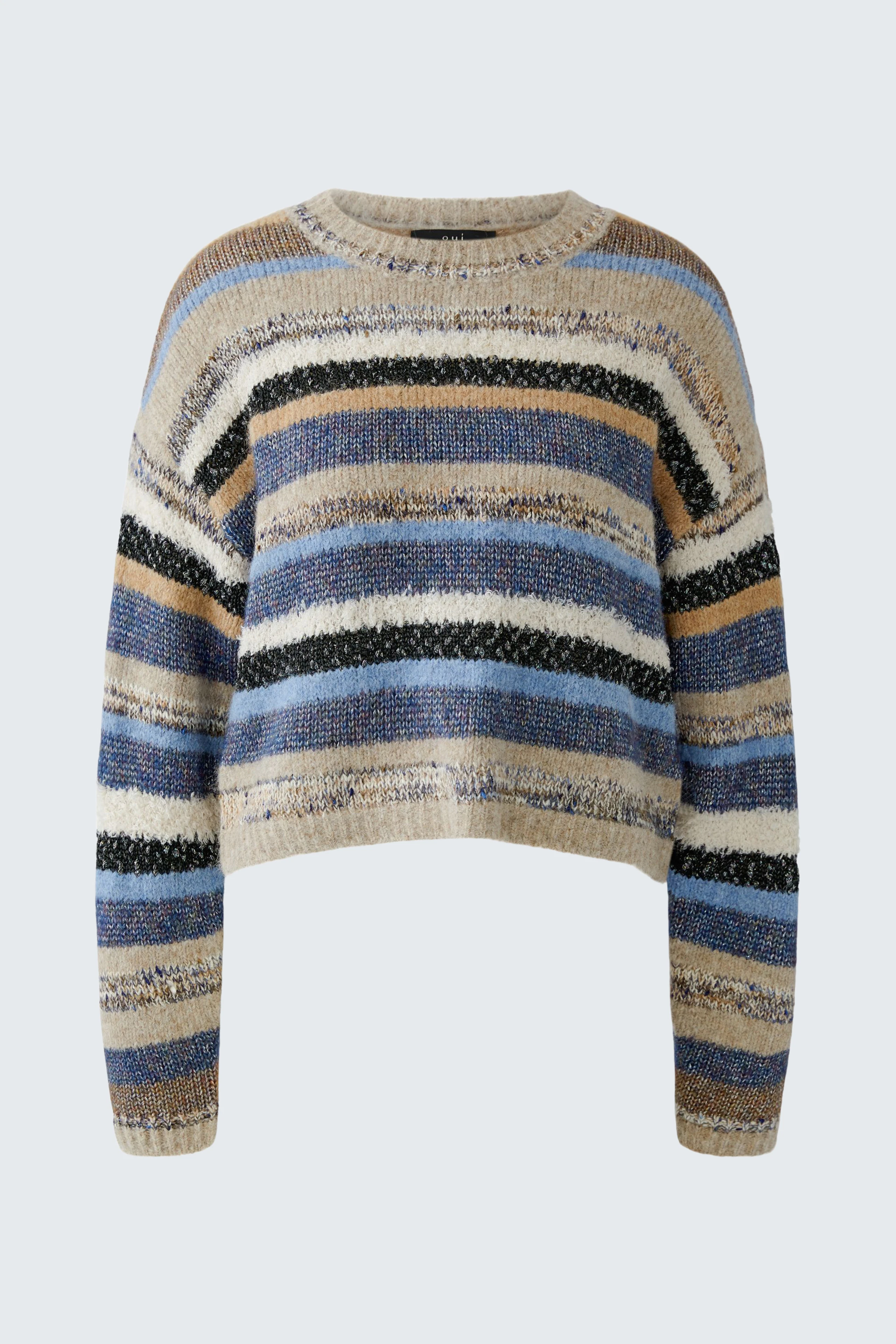 Gestreifter Damen-Pullover: Beigefarbener Strickpullover mit blauen und schwarzen Streifen, ohne Model.