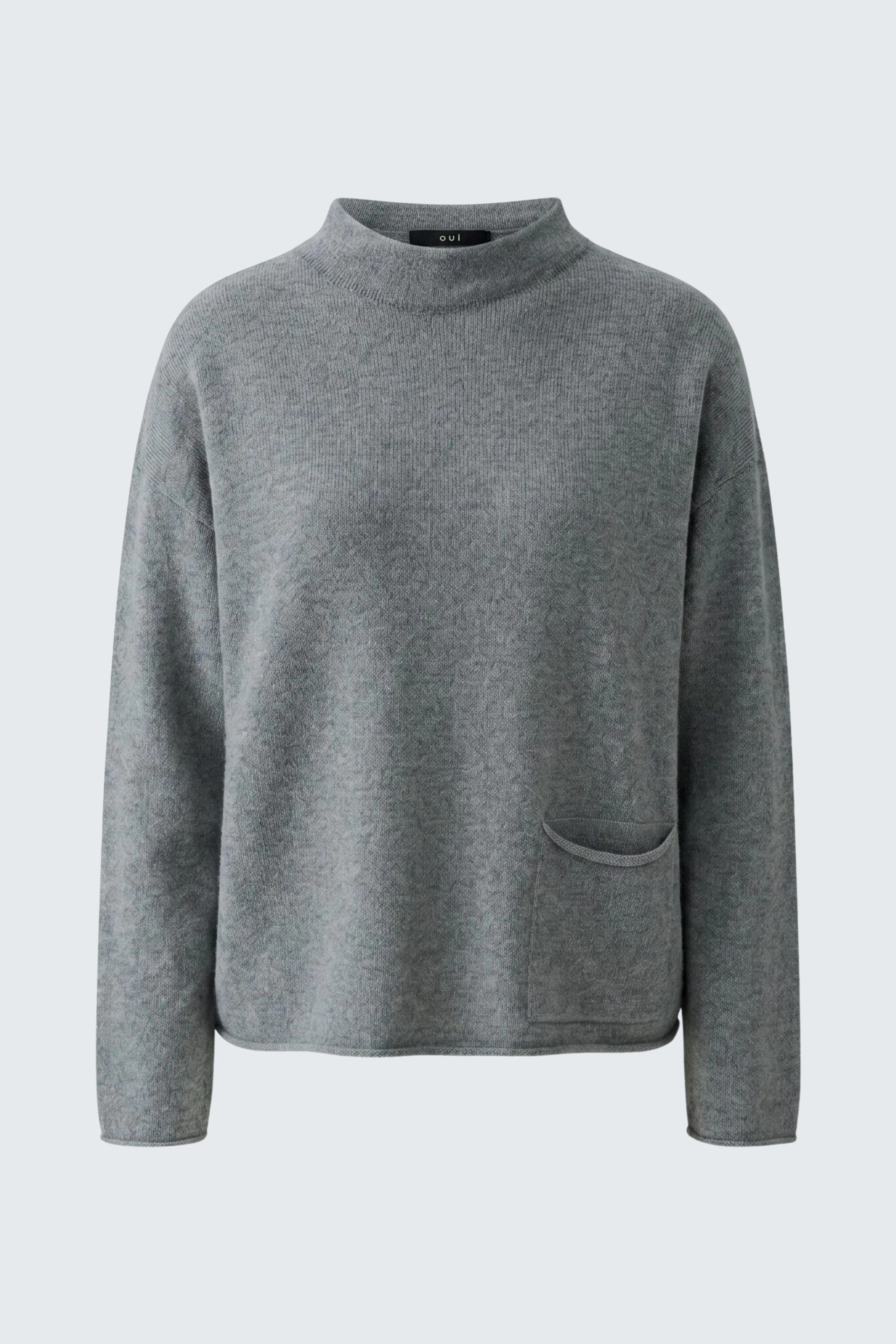 Grauer Damen-Pullover: Schlichter Strickpullover mit hohem Kragen und aufgesetzter Tasche.