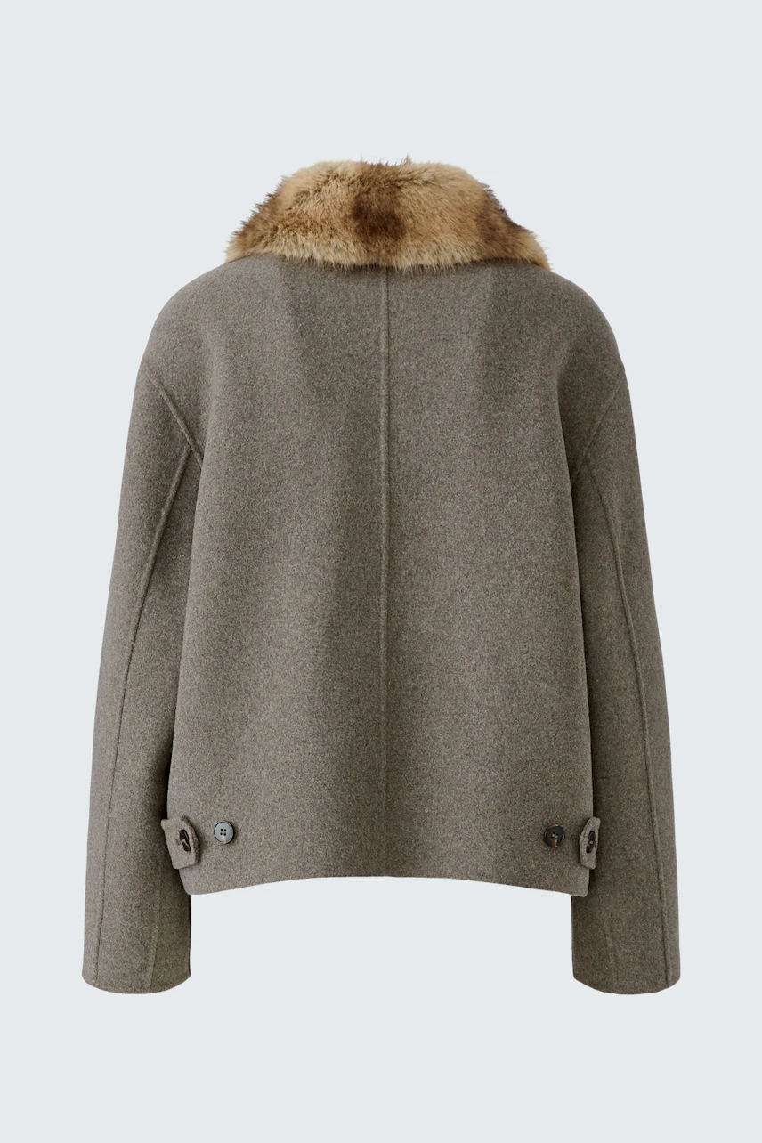 Klassische Damen-Jacke: Graue Jacke mit Kunstfellkragen, Rückansicht ohne Model, schlicht und zeitlos.
