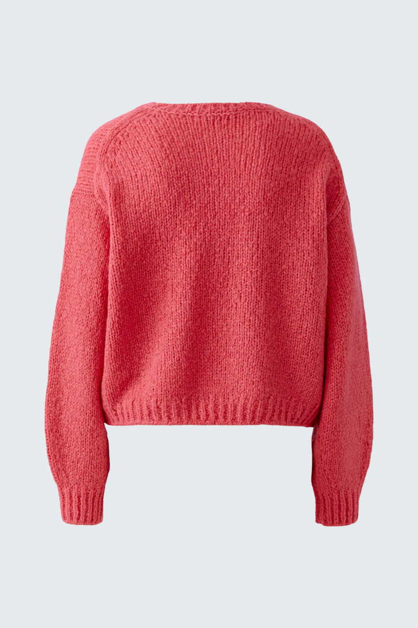 Roter Damen-Pullover: Weicher Strickpullover in kräftigem Rot, ideal für gemütliche Tage.
