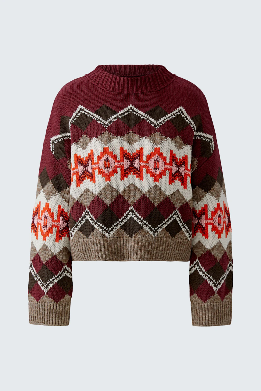 Gemusterter Damen-Pullover: Warmer Strickpullover in Rot- und Brauntönen mit geometrischem Design.