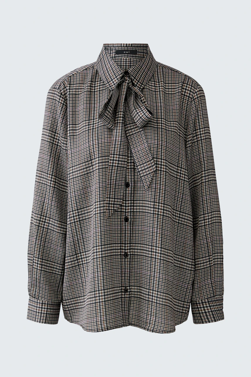 Plaid pussy-bow blouse: Classic check pattern with a stylish bow tie, perfect for versatile styling.
