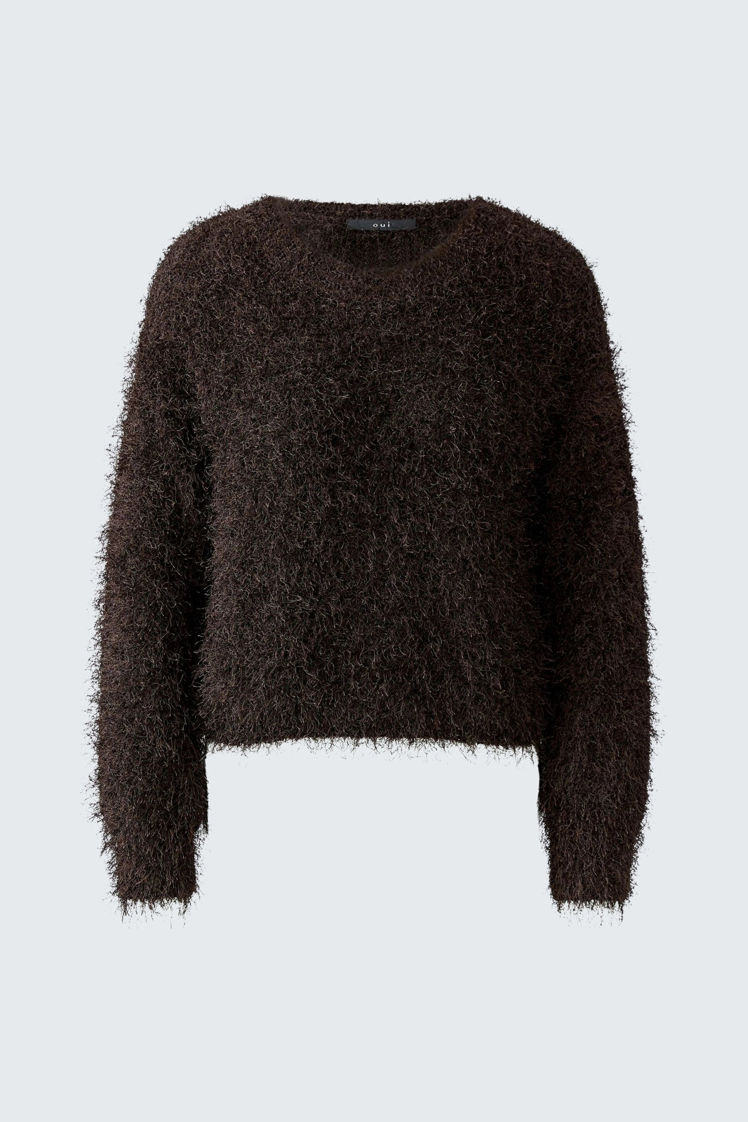 Kuscheliger Damen-Pullover in Dunkelbraun, ideal für kalte Tage. Flauschiges Material für gemütlichen Tragekomfort.