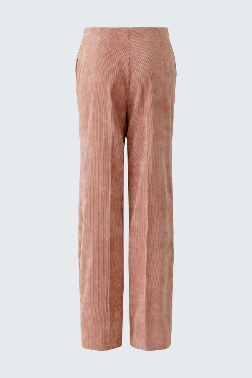 Casual corduroy pants in soft pink, perfect for a relaxed and stylish look.