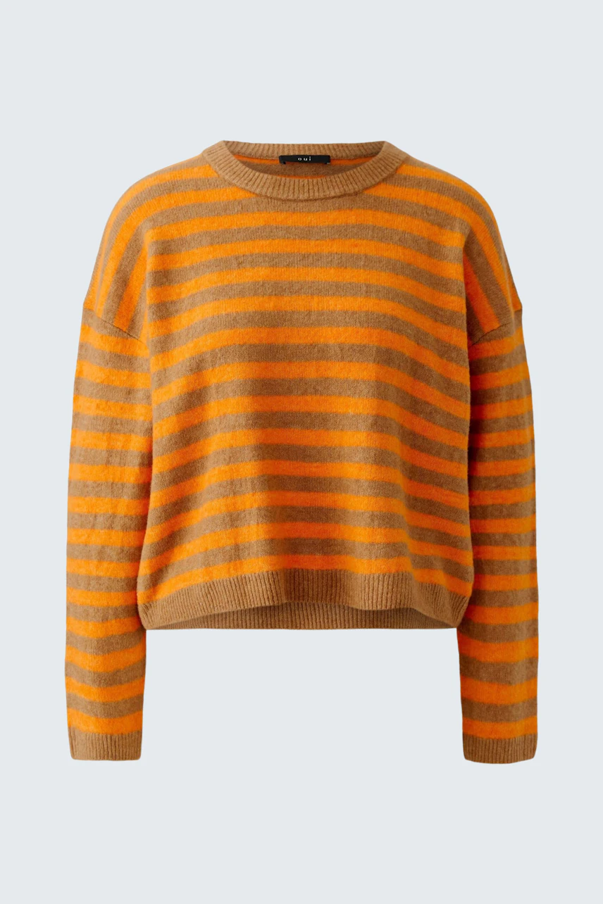 Gestreifter Damen-Pullover in Orange und Braun, lässig geschnitten, ohne Model abgebildet.