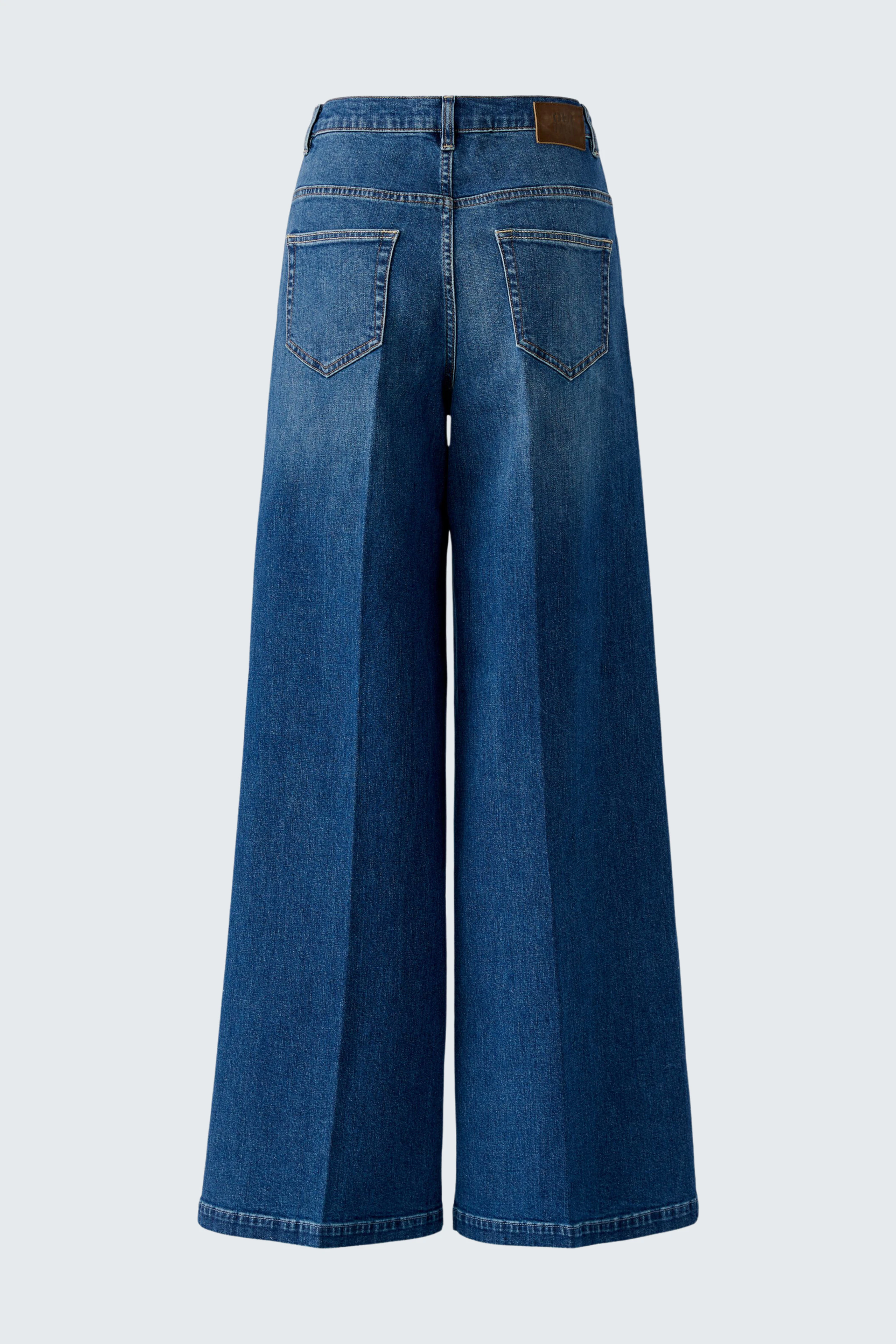 Jeans Wide Leg: Weite Damenjeans in klassischem Blau, ohne Model, Rückansicht.