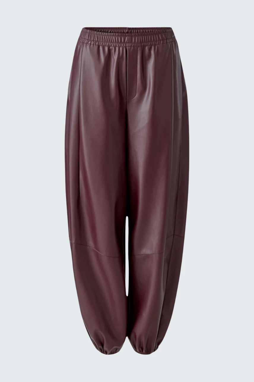 Image 6 of Pants leather look - bramble berry in bramble berry | Oui
