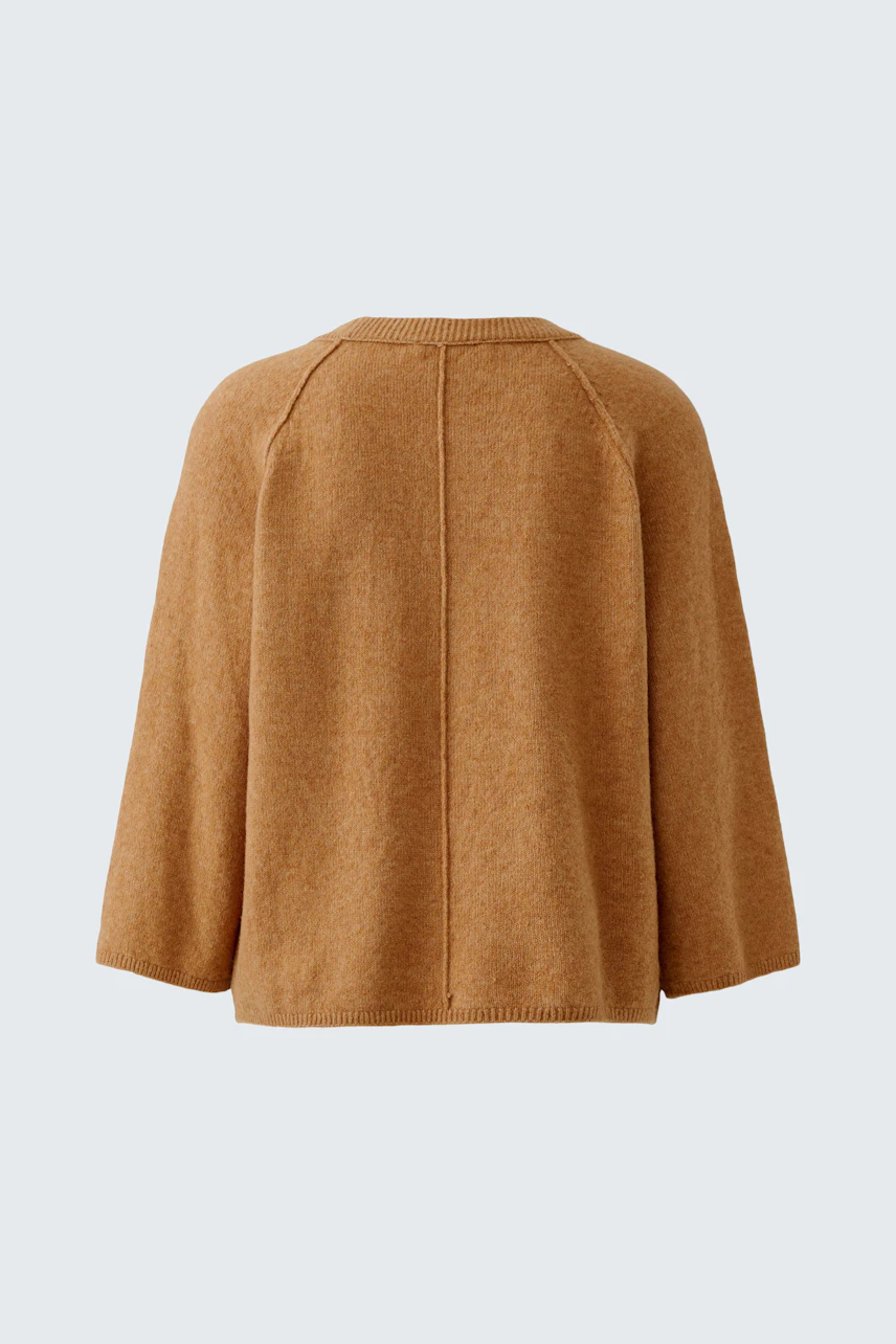 Lässiger Damen-Pullover: Brauner Pullover mit weitem Schnitt und Raglanärmeln, ideal für gemütliche Tage.
