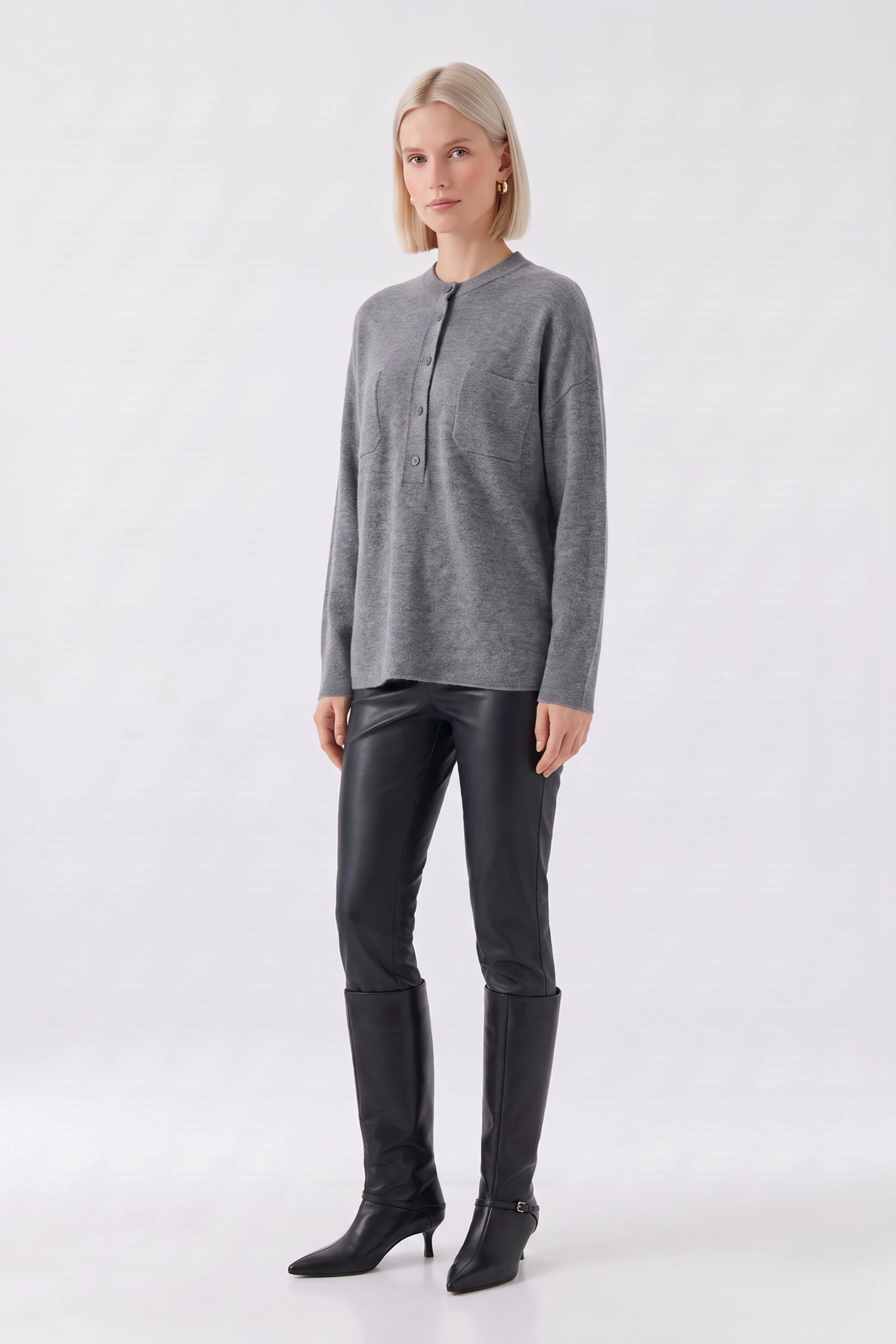 Image 4 of Pullover - grey in grey | Oui