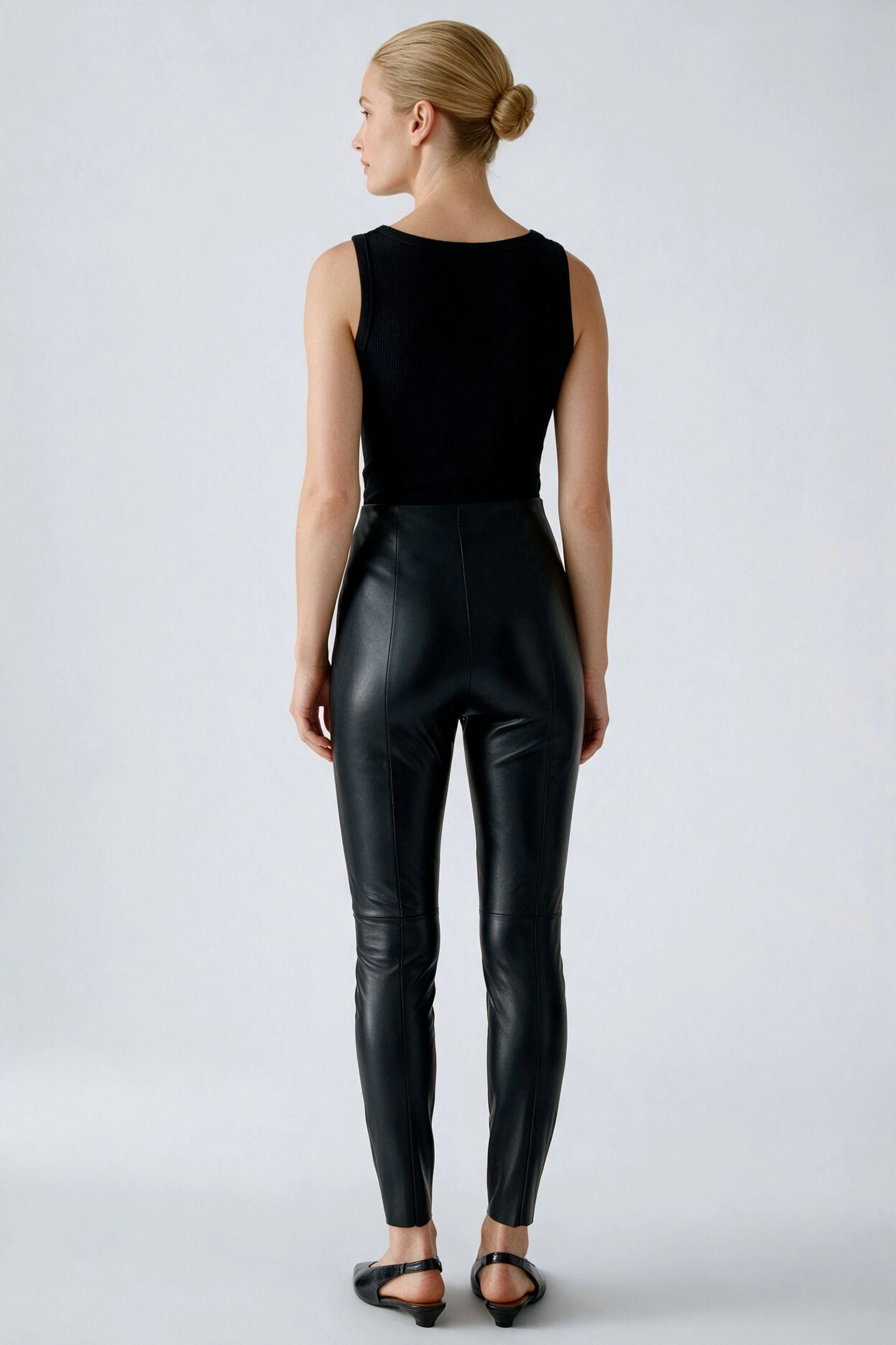 Image 3 of CHASEY Leggings - black in black | Oui